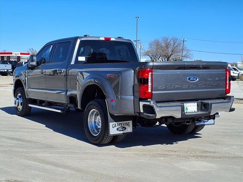 New 2026 Ford F350 Lariat w/ FX4 Off-Road Package image 6