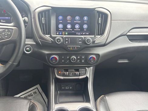 Used 2023 GMC Terrain AT4 AWD/4WD image 4