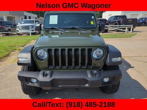 Used 2021 Jeep Wrangler Unlimited Sport AWD/4WD image 2