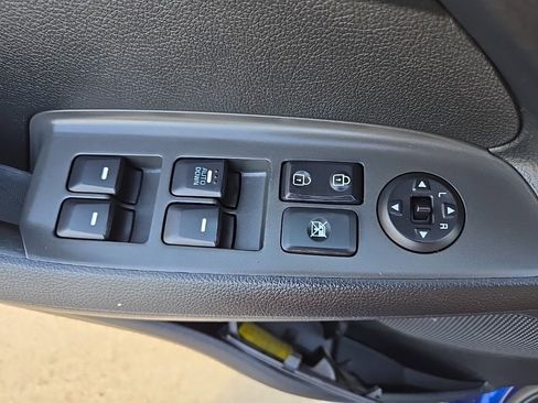 Used 2017 Kia Forte LX image 28