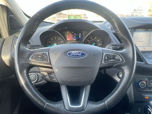Used 2019 Ford Escape SEL image 22