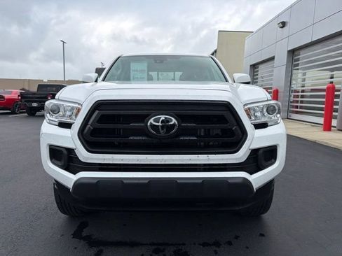 Certified 2023 Toyota Tacoma SR AWD/4WD image 2