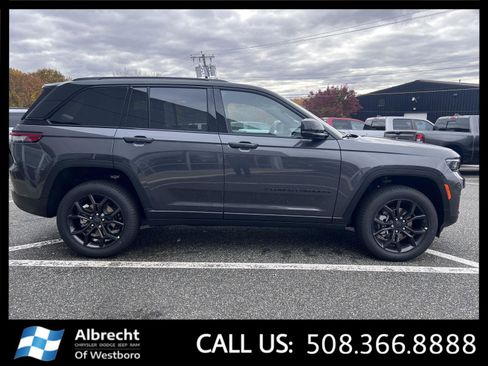 New 2025 Jeep Grand Cherokee Limited image 6