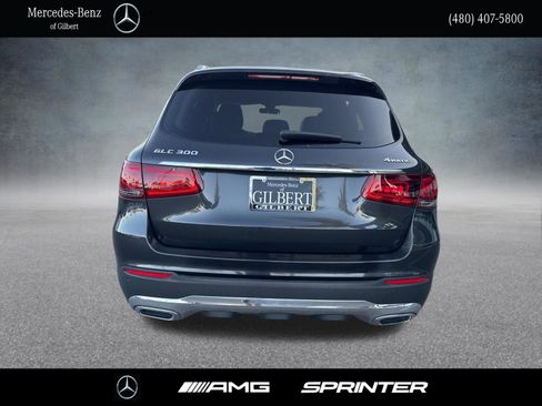 Used 2021 Mercedes-Benz GLC 300 4MATIC w/ Premium Package image 4