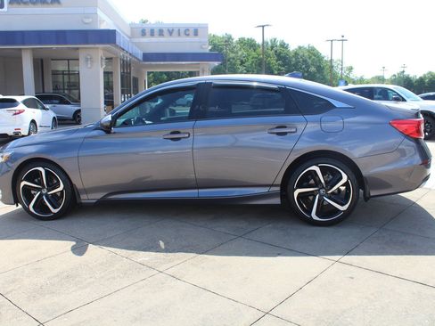 Used 2019 Honda Accord Sport image 7