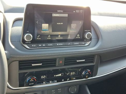 Used 2026 Nissan Rogue SV image 7