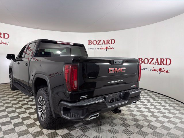 Used 2023 GMC Sierra 1500 AT4 w/ Technology Package AWD/4WD image 11