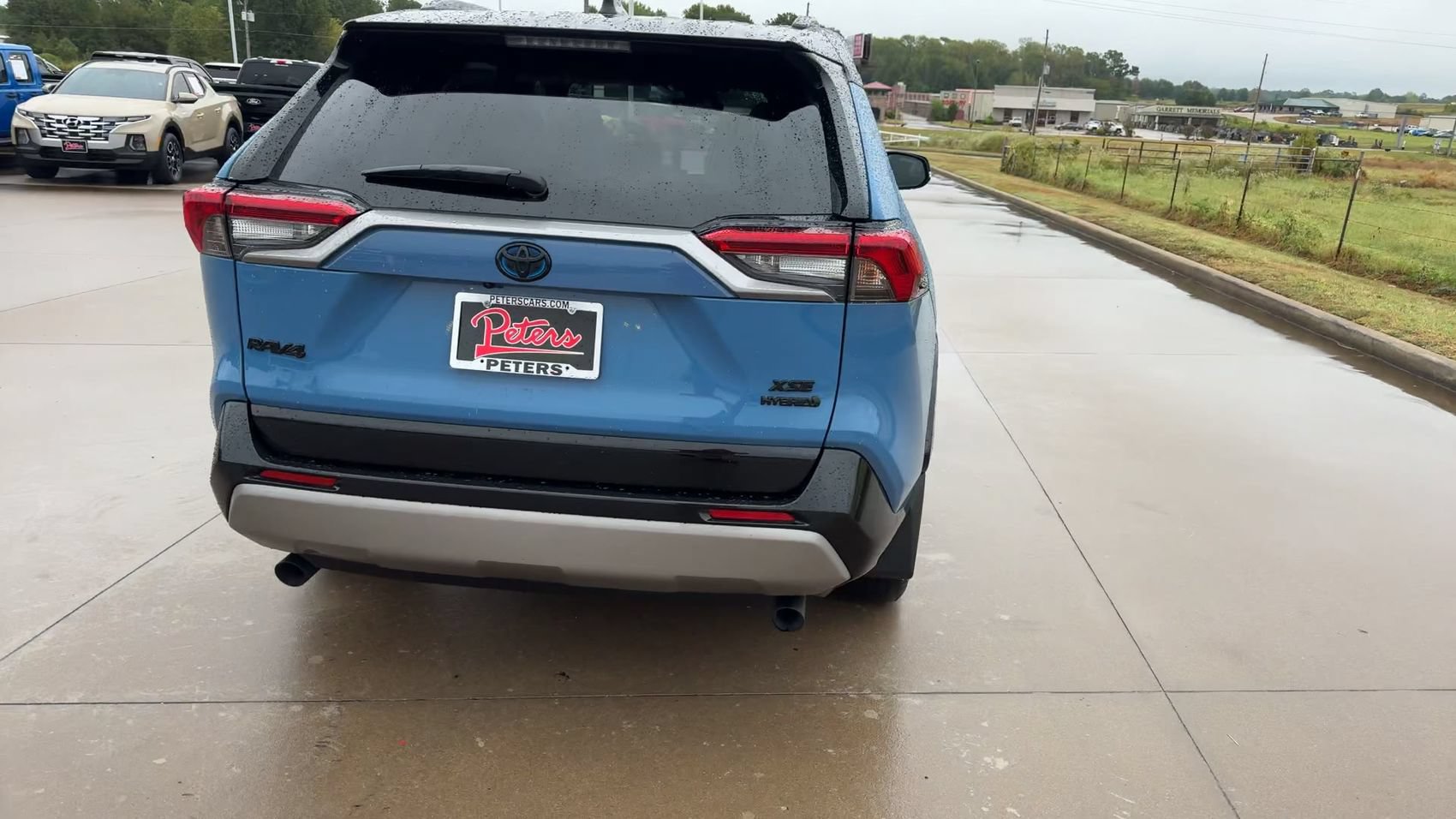Used 2024 Toyota RAV4 XSE AWD/4WD image 8