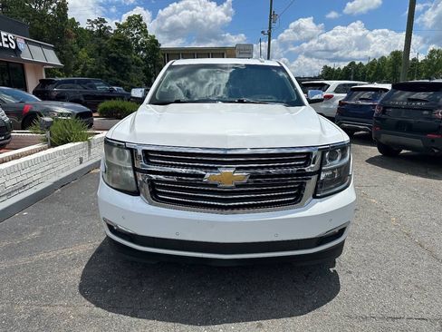 Used 2016 Chevrolet Suburban LTZ RWD image 7