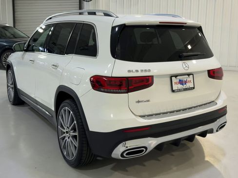 Used 2022 Mercedes-Benz GLB 250 image 8