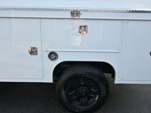 New 2025 RAM 2500 Tradesman image 18