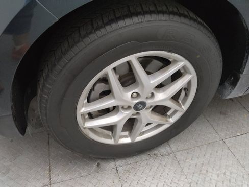 Used 2023 Ford Edge SEL image 31