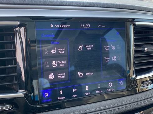 Used 2019 Chrysler Pacifica Limited image 14