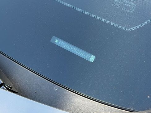 Used 2025 Toyota Camry SE w/ Convenience Package FWD image 5