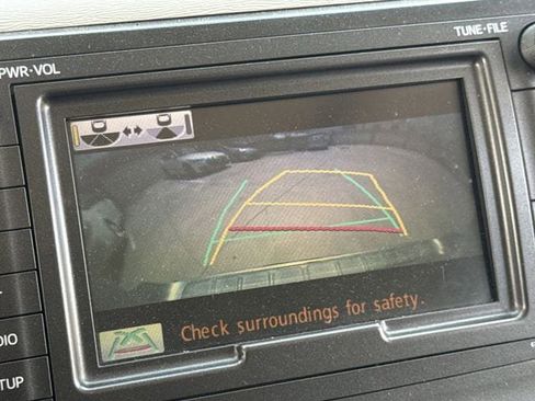 Used 2013 Toyota Sienna Limited w/ Premium Pkg FWD image 18
