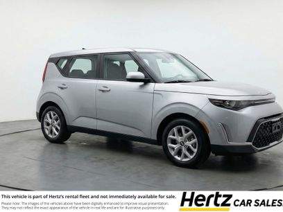 Used 2025 Kia Soul LX w/ LX Technology Package