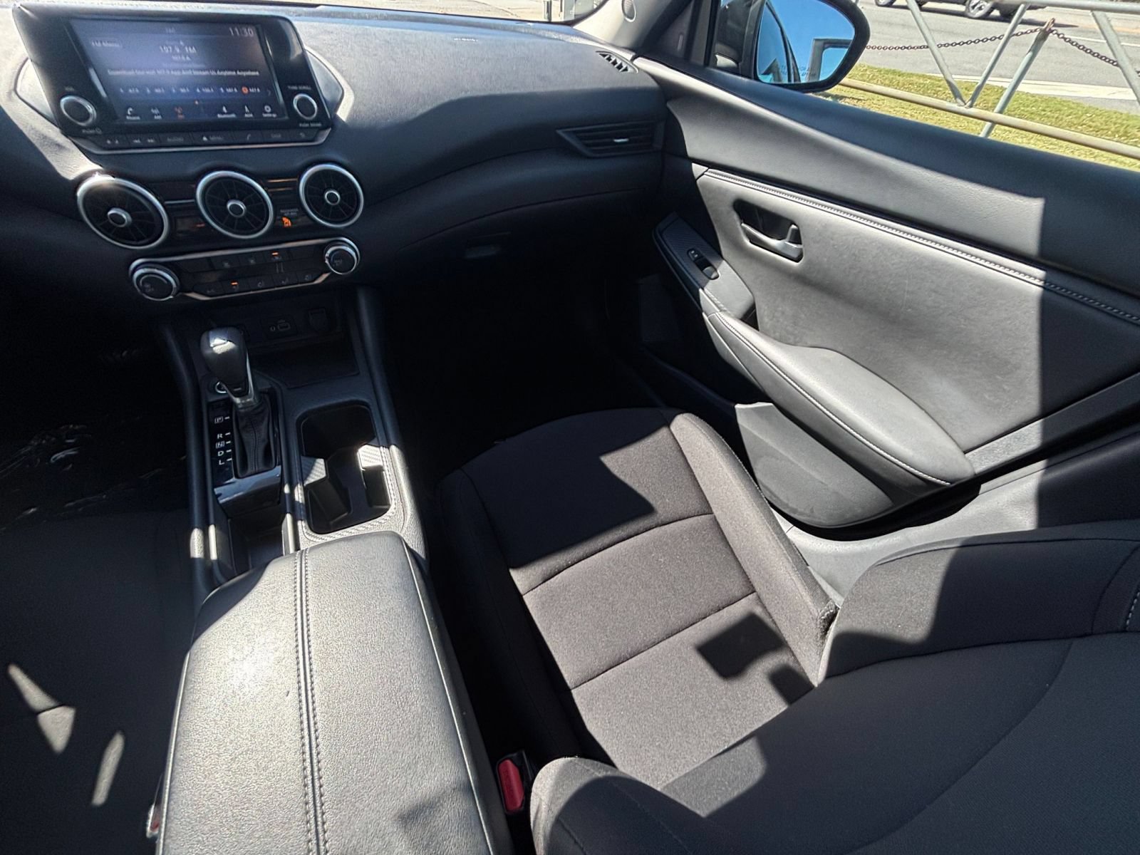 Used 2025 Nissan Sentra S FWD image 32