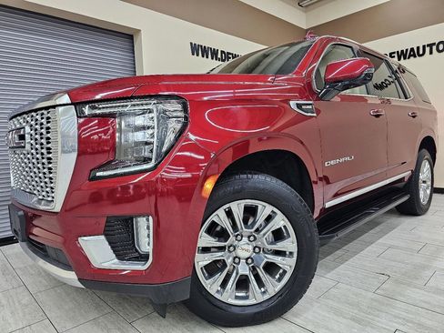 Used 2021 GMC Yukon Denali RWD image 1