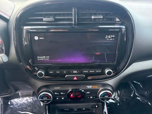 Used 2022 Kia Soul Turbo image 18