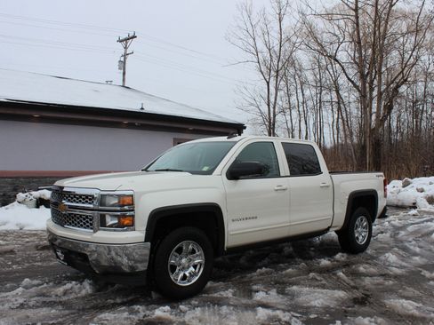 Used 2015 Chevrolet Silverado 1500 LT AWD/4WD image 11