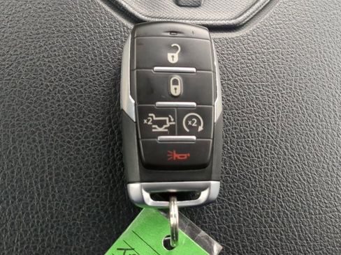 Used 2021 RAM 1500 Laramie image 29