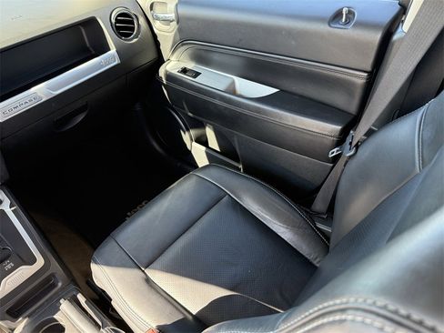 Used 2016 Jeep Compass High Altitude image 26