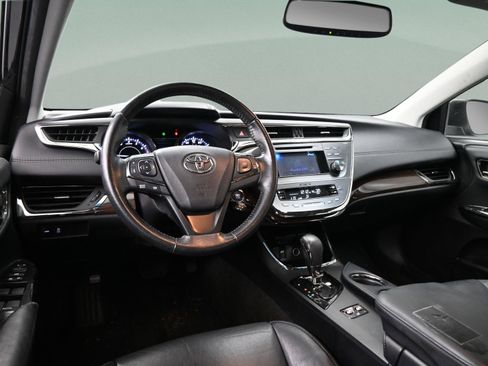 Used 2013 Toyota Avalon XLE Premium FWD image 34