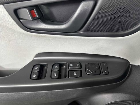 Used 2023 Hyundai Kona SEL image 26