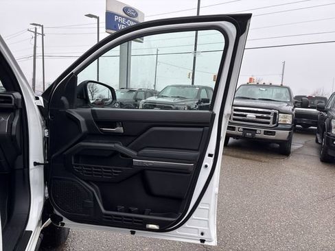 Used 2024 Toyota Tacoma TRD Sport w/ TRD Sport Premium Package image 26