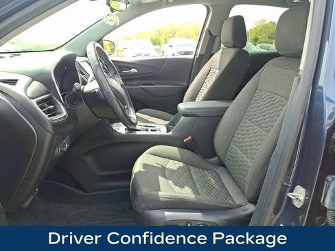 Used 2018 Chevrolet Equinox LT AWD/4WD image 2