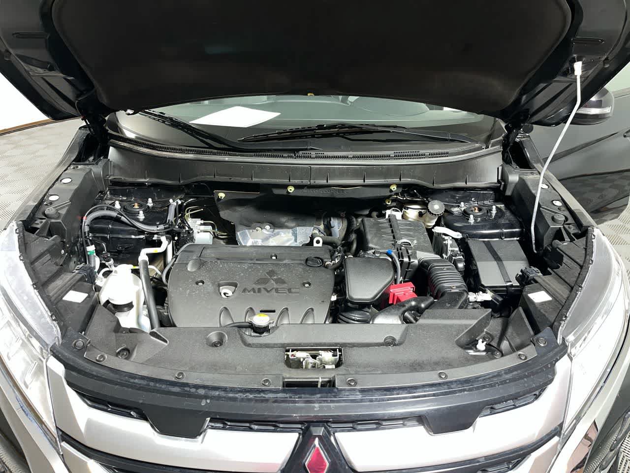 Used 2024 Mitsubishi Outlander Sport SEL AWD/4WD image 12
