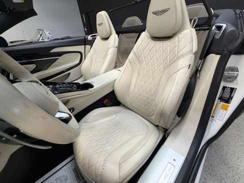 Used 2024 Aston Martin DB12 Convertible RWD image 64