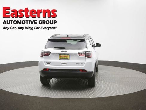 Used 2025 Jeep Compass Limited AWD/4WD image 37