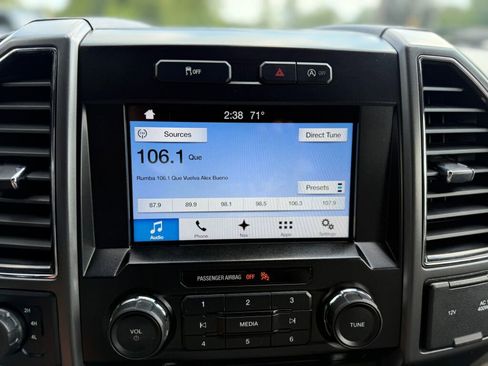 Used 2017 Ford F150 XLT w/ Equipment Group 302A Luxury image 18