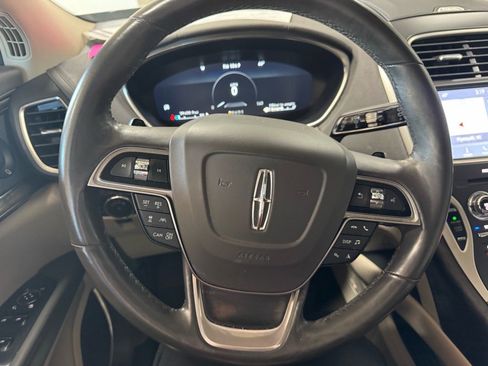 Used 2020 Lincoln Nautilus Reserve w/ Equipment Group 201A image 31