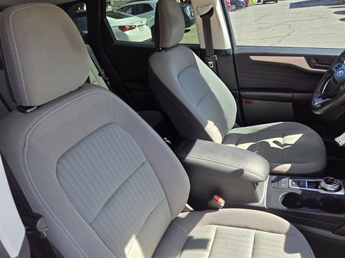 Used 2021 Ford Escape S image 8