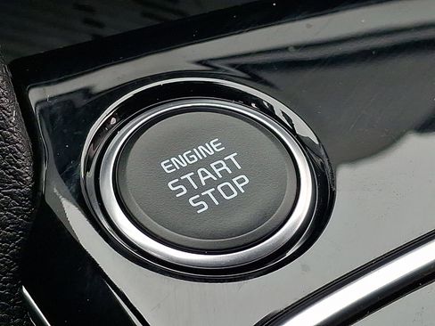 Used 2025 Kia Sportage EX w/ Premium Package image 24