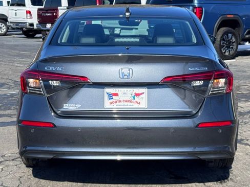 Used 2024 Honda Civic Touring image 18