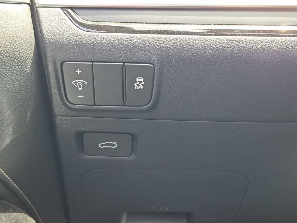 New 2026 Kia K5 GT-Line w/ GT-Line Premium Package FWD image 18