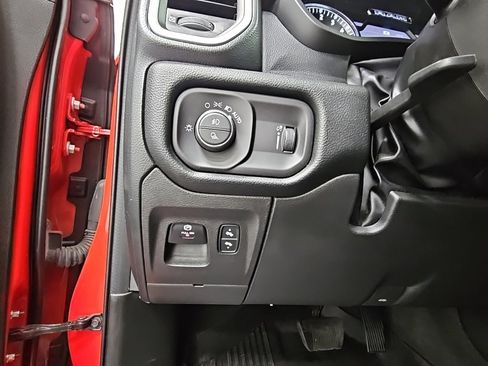Used 2022 RAM 1500 Big Horn image 27