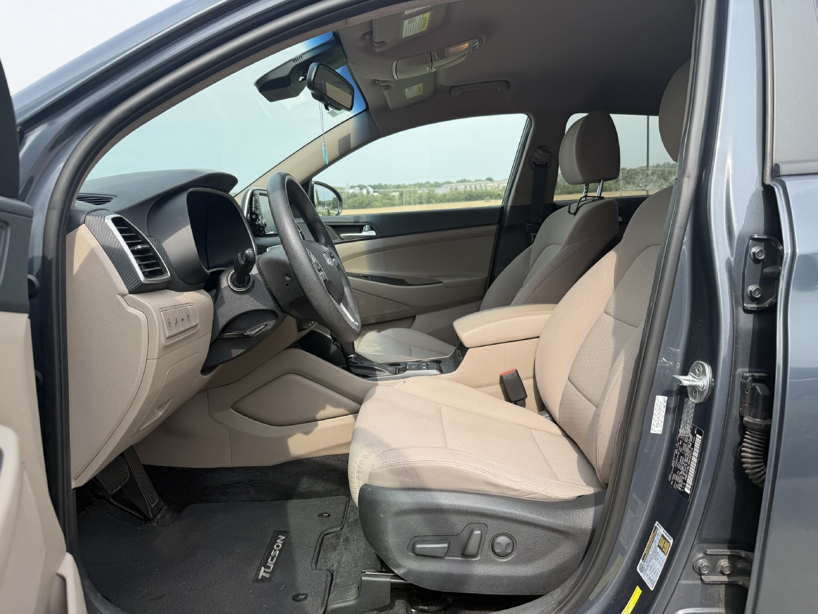 Certified 2021 Hyundai Tucson SEL w/ Cargo Package FWD image 3