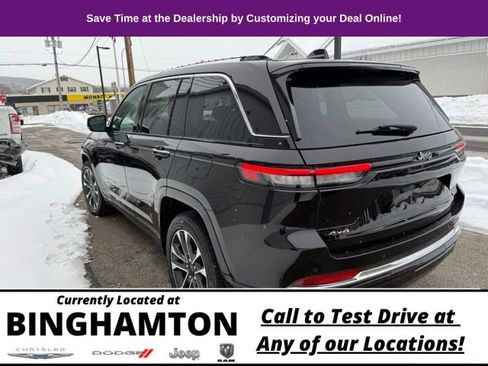 Used 2023 Jeep Grand Cherokee Overland image 8