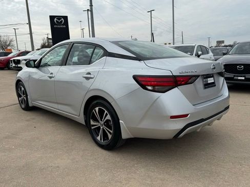 Used 2022 Nissan Sentra SV w/ Trunk Package image 5