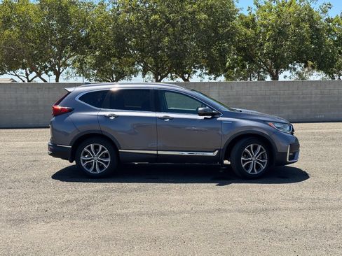 Used 2022 Honda CR-V Touring image 2