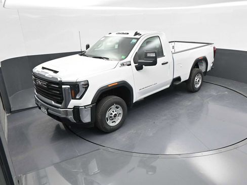 Used 2025 GMC Sierra 2500 Pro w/ Convenience Package image 24