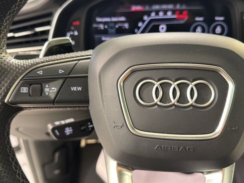 Used 2022 Audi RS Q8 AWD/4WD image 13