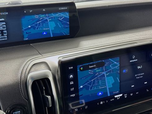 Used 2025 Ford Expedition Max Platinum image 2