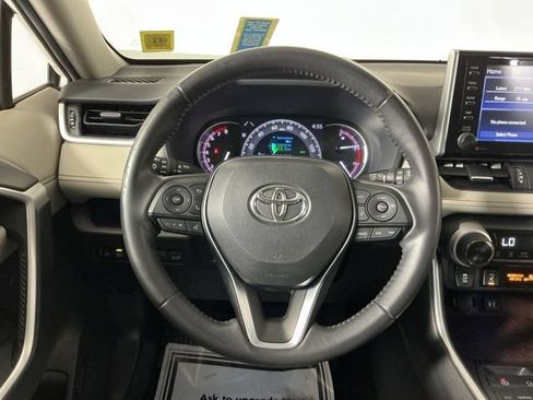 Used 2019 Toyota RAV4 Limited w/ All Weather Liner Package AWD/4WD image 18