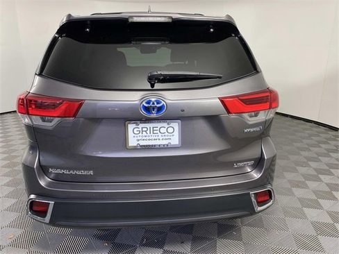 Used 2019 Toyota Highlander Limited Platinum image 7