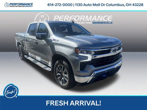 Used 2025 Chevrolet Silverado 1500 LT AWD/4WD image 1